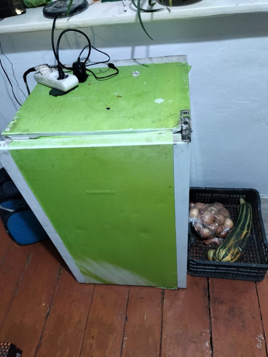 Продам холодильник полностью робочий в хорошем состояний