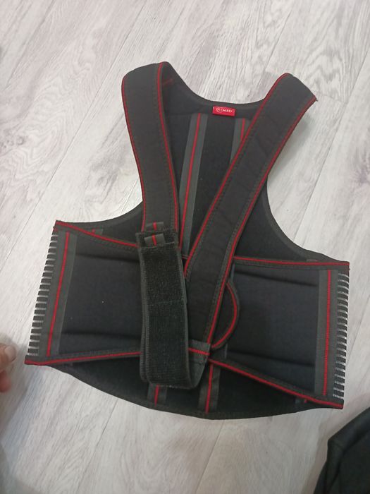 Корректор осанки карсет