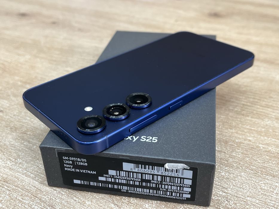 Samsung S25 128GB Перфектен на 23 Цикъла