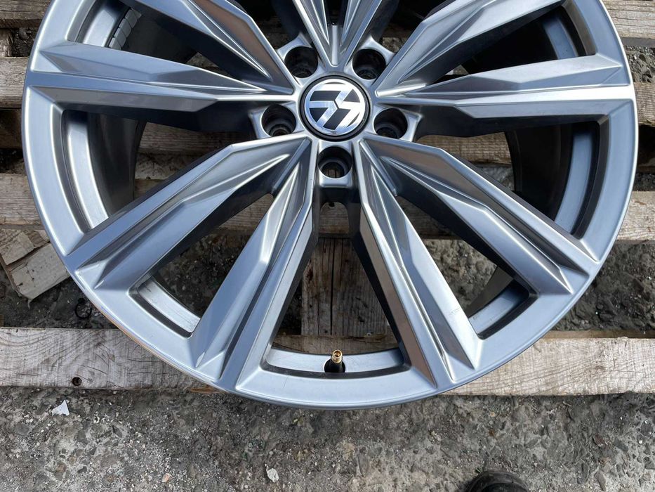 20 джанта 5х112 VW Tiguan II Cape Town 5NA601025H 5NN601025J Единичка