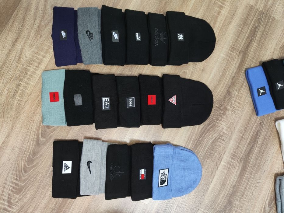 Fes Guess Căciulă Jordan Adidas Fes Nike Fes Dior Fes Hugo Boss Fes Ck