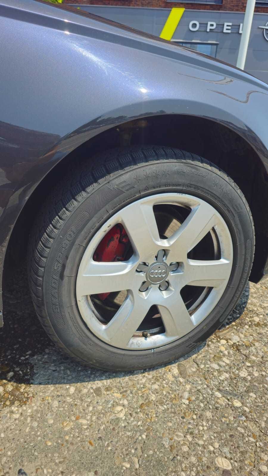 Гуми 225/55 R17, 4 броя, зимни, в добро състояние