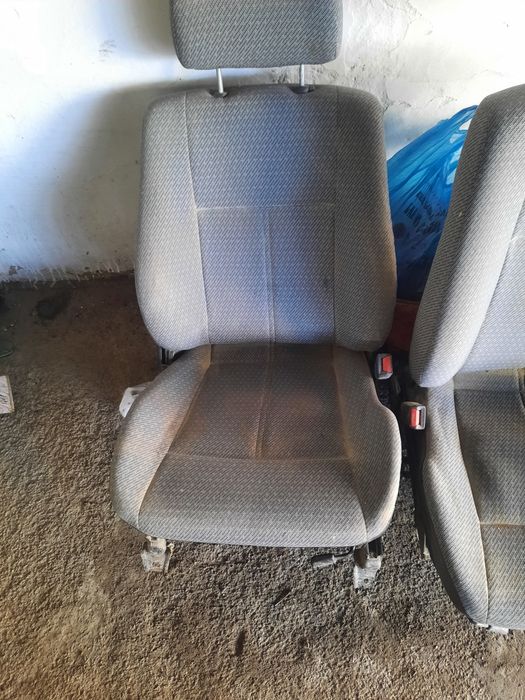 Продам сиденье от легковой автомашины в хорошем состоянийй недорого