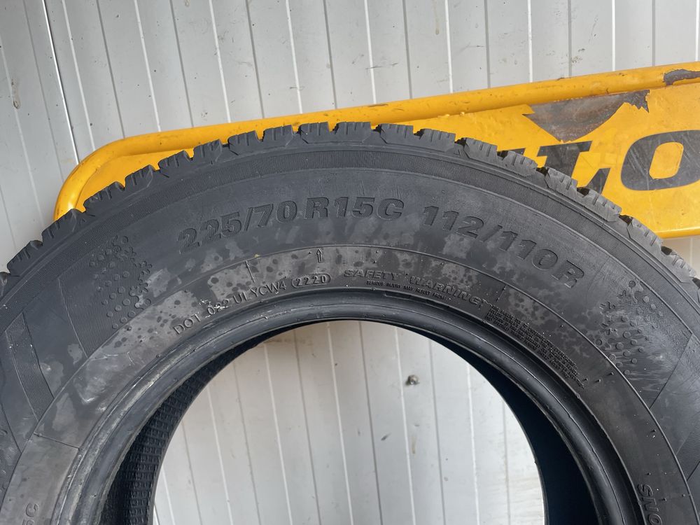 2бр. Kumho Winter Portran 51 225/70/15C, 6.5мм, ДОТ 2020