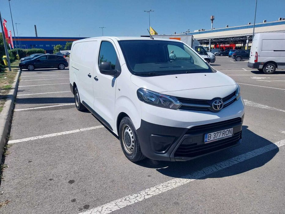 Vand Toyota Proace, in stare foarte buna, in garantie pana in 2028!