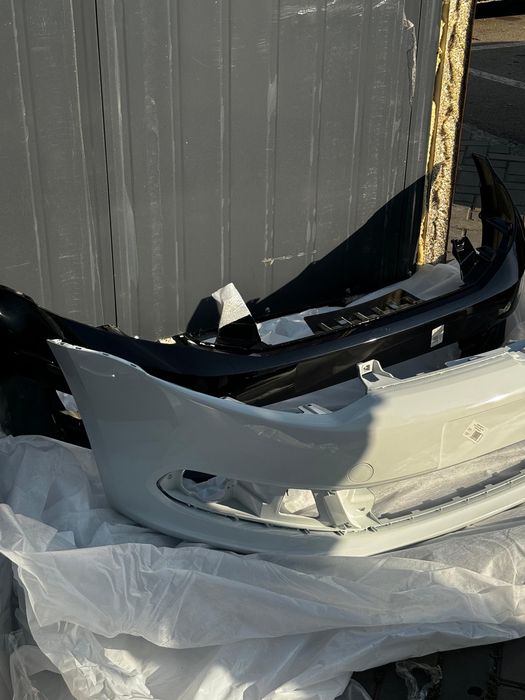 Передний крашенный бампер на Волсваген Поло/ Volkswagen Polo