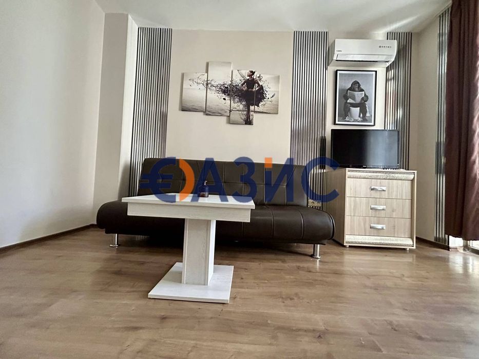 Продава се Двустаен апартамент в к.к. Слънчев бряг - 55 кв.м за 742 €/кв.м - Снимка #2