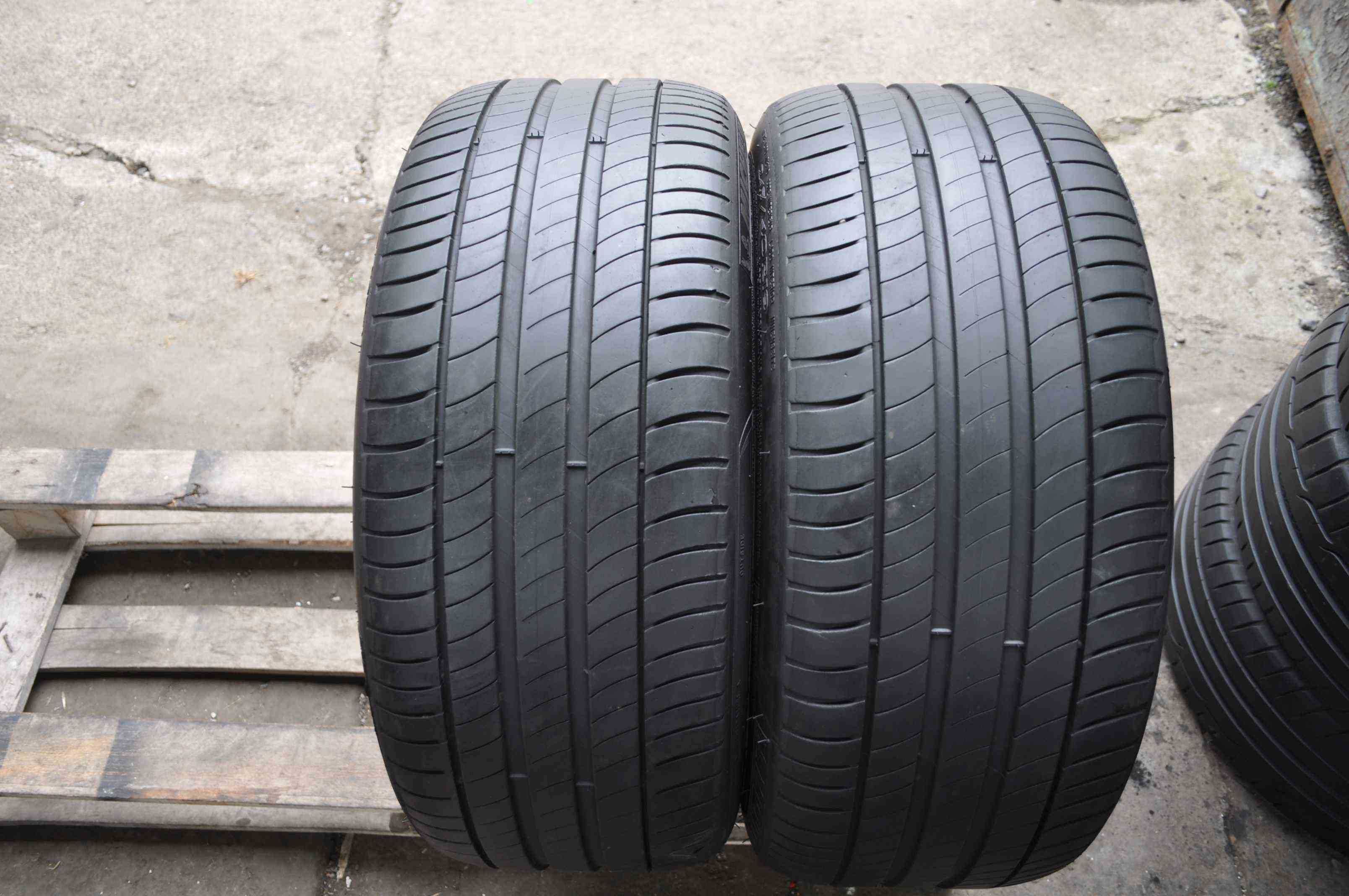 SET 2 Anvelope Vara 245/35 R19 EVENT Potentem UHP 93W