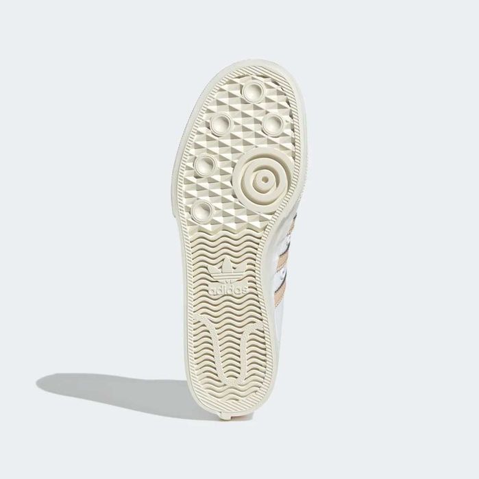 Оригинални дамски кецове * ADIDAS NIZZA PLATFORM *