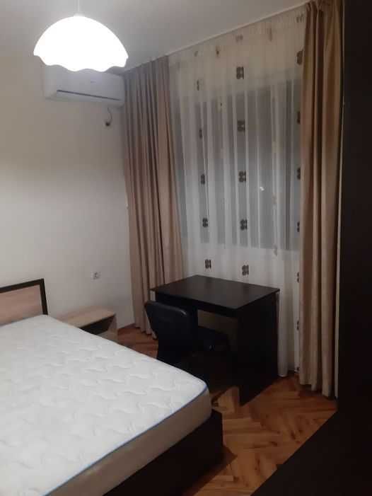 Дава се под наем Тристаен апартамент в Варна, Окръжна болница - 90 кв.м за 688.5 € - Снимка #2