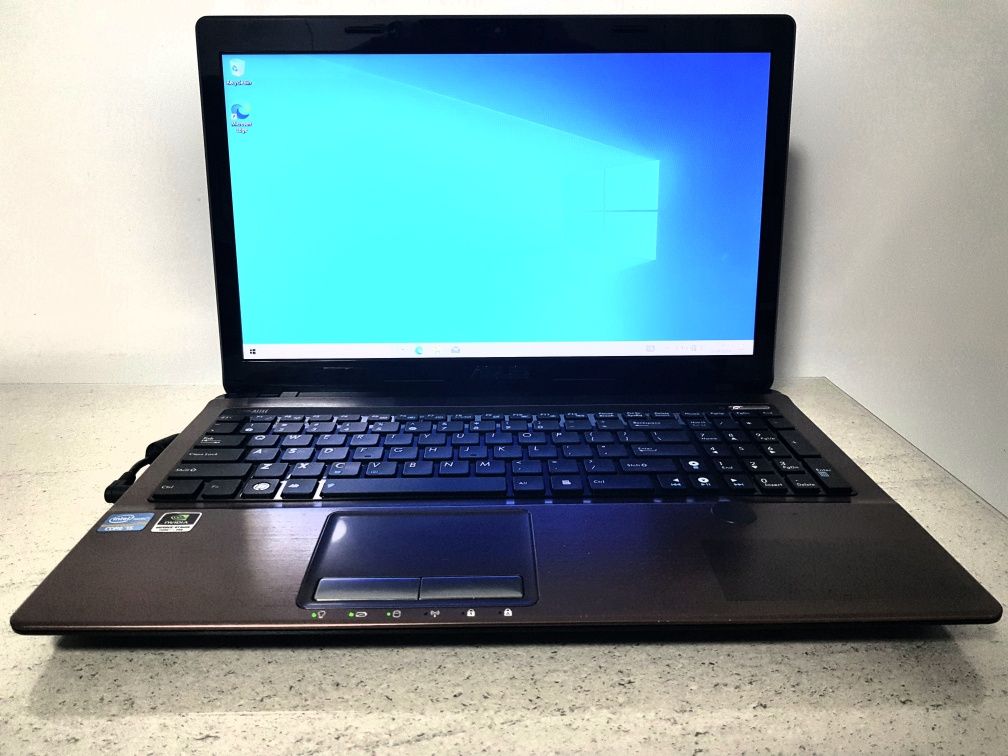 Laptop Asus procesor I5, 8GB ram