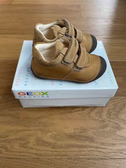 Обувки Geox 22 номер