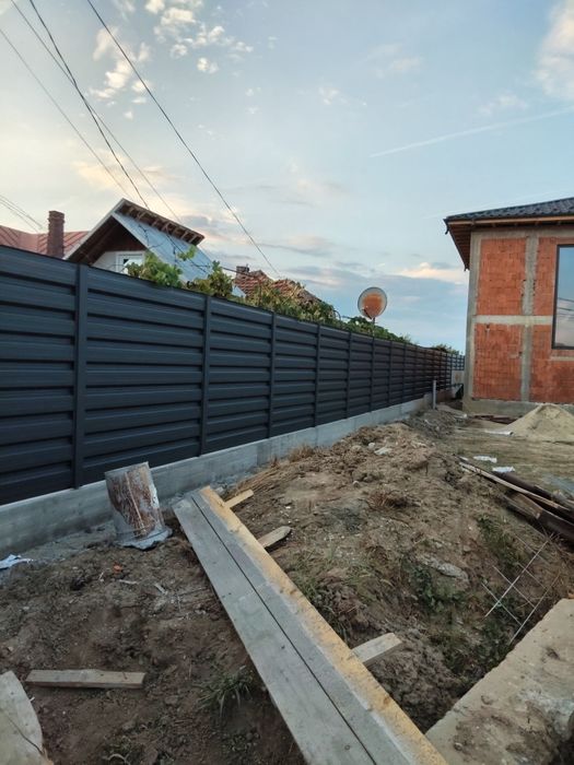 Garduri din panou stil jaluzea, șipcă metalica, tabla, BCA, plasa