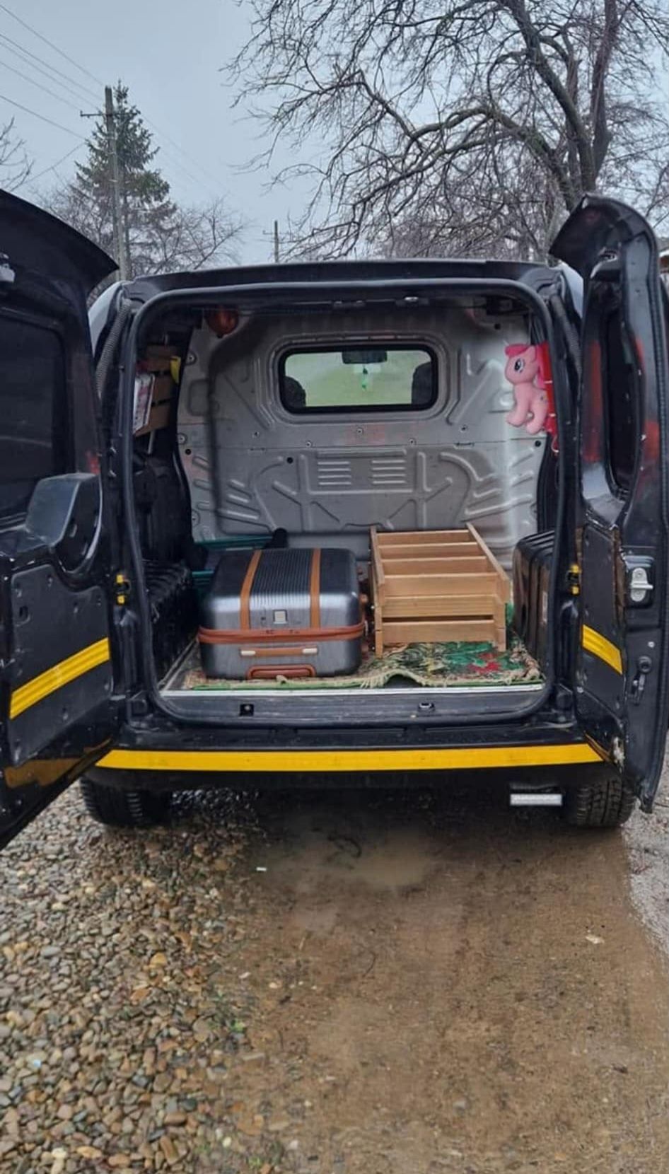 Vând Peugeot Bipper