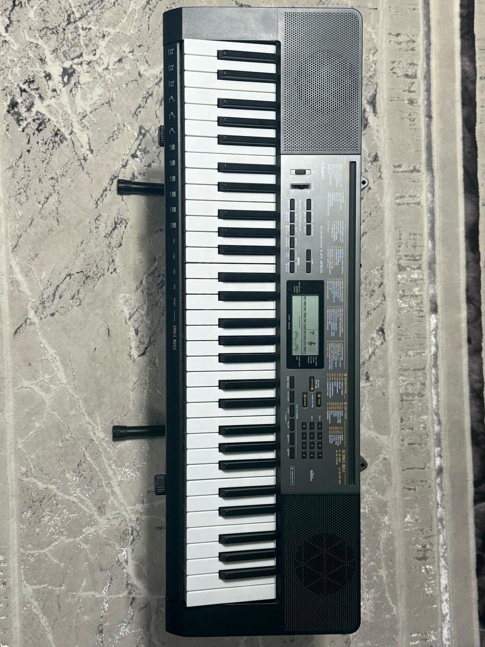 Синтезатор CASIO +400 инструментов