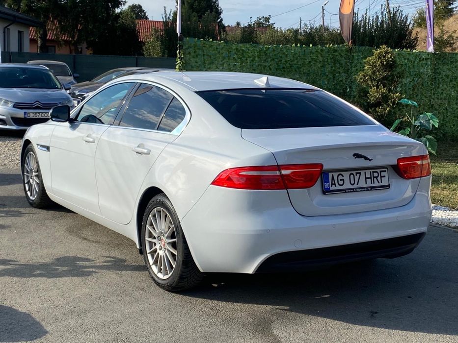 Jaguar XE 2.0D EURO 6/Posibilitate Rate /Avans 0