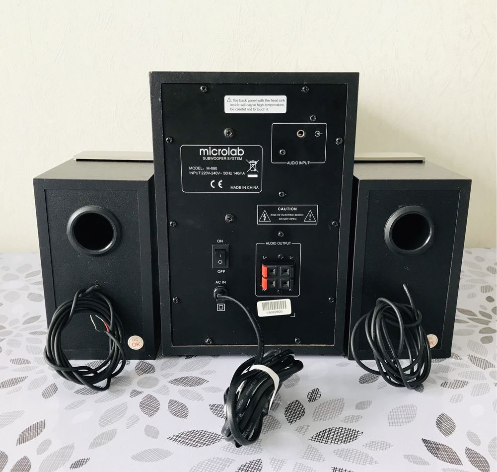 microlab M-890 колонки