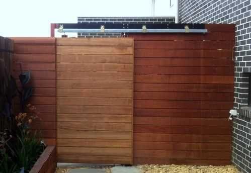 Pachet usi glisante suspendate, 4m sina 34x33mm +2 role+ acc. prindere