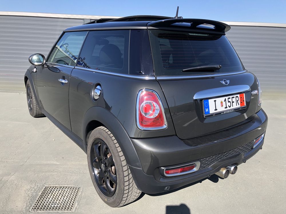 Mini Cooper S R56 1.6 benzina 184CP 2011 Xenon Navi Piele Trapa Jante