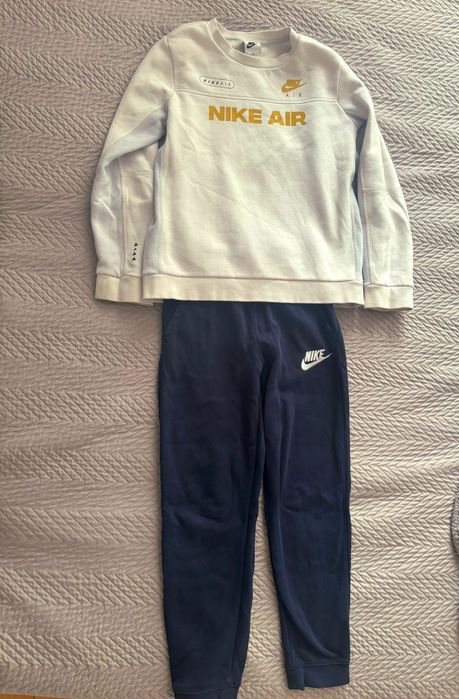 Оригинален анцуг Nike Air