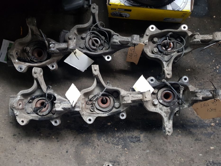Fuzeta ,rulment si senzor ABS Renault Laguna 3 2.0 DCI