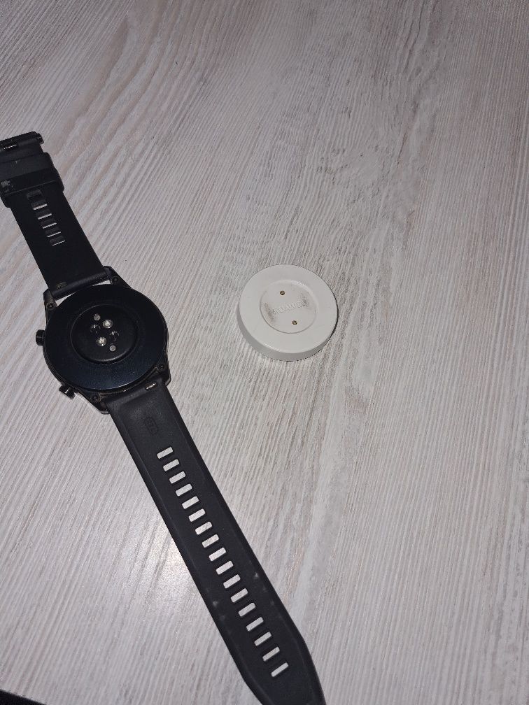 Huavey watch  GT 2 sotiladi