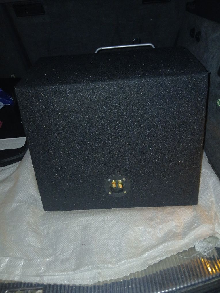 Басс каса JBL 1000w
