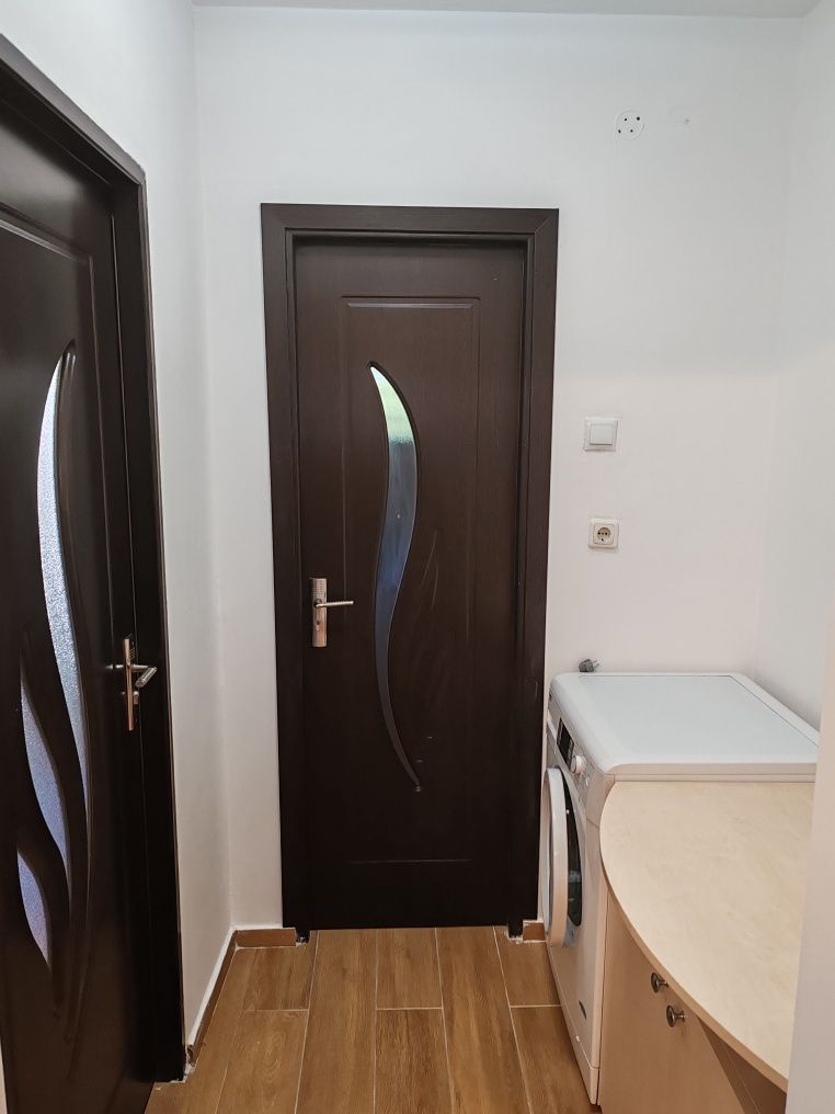 Inchiriez  apartament și pt muncitori