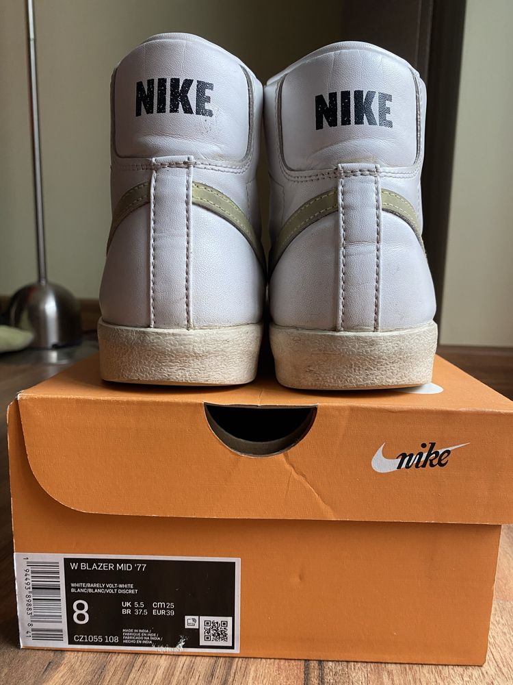 Nike Blazer Mid ‘77