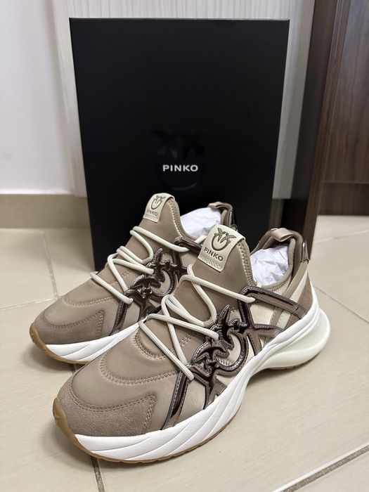 Чисто нови!! 100% Оригинални дамски маратонки Pinko Ariel 01