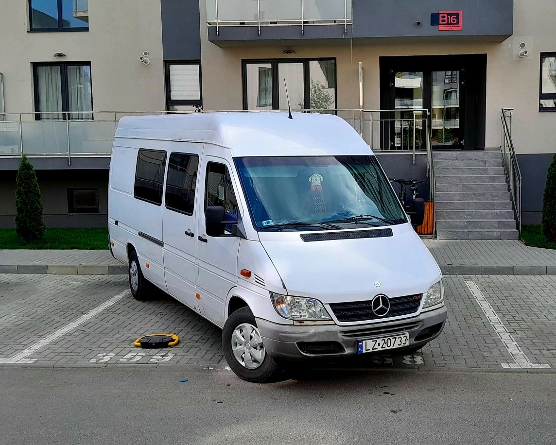 Mercedes sprinter 313 8+1 2004  (316 318 319)