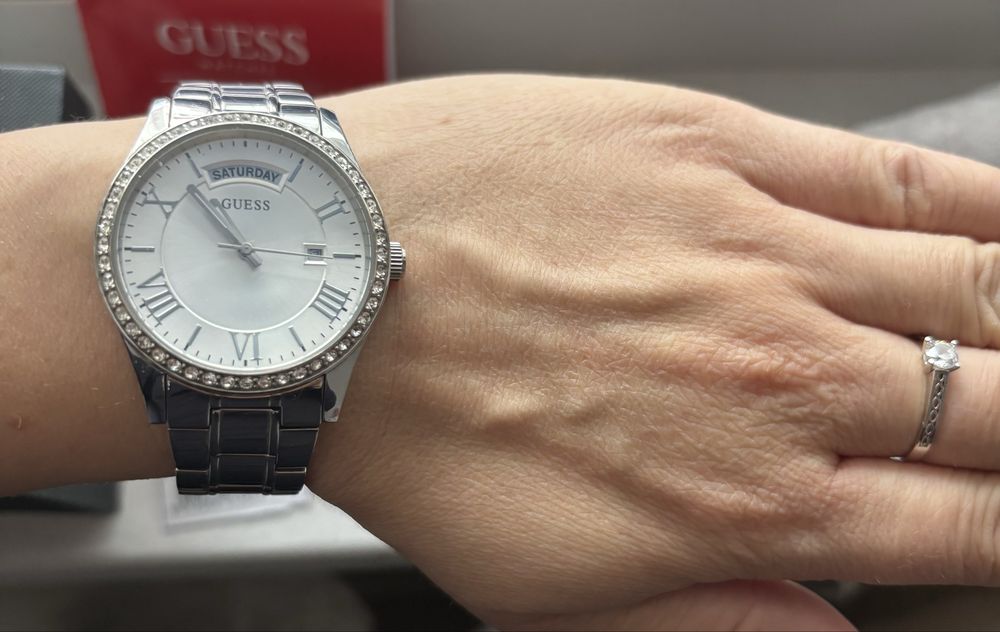 Vand ceas Guess Cosmopolitan 34mm