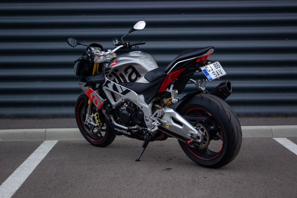 APRILIA TUONO V4 1000cmc 167cp