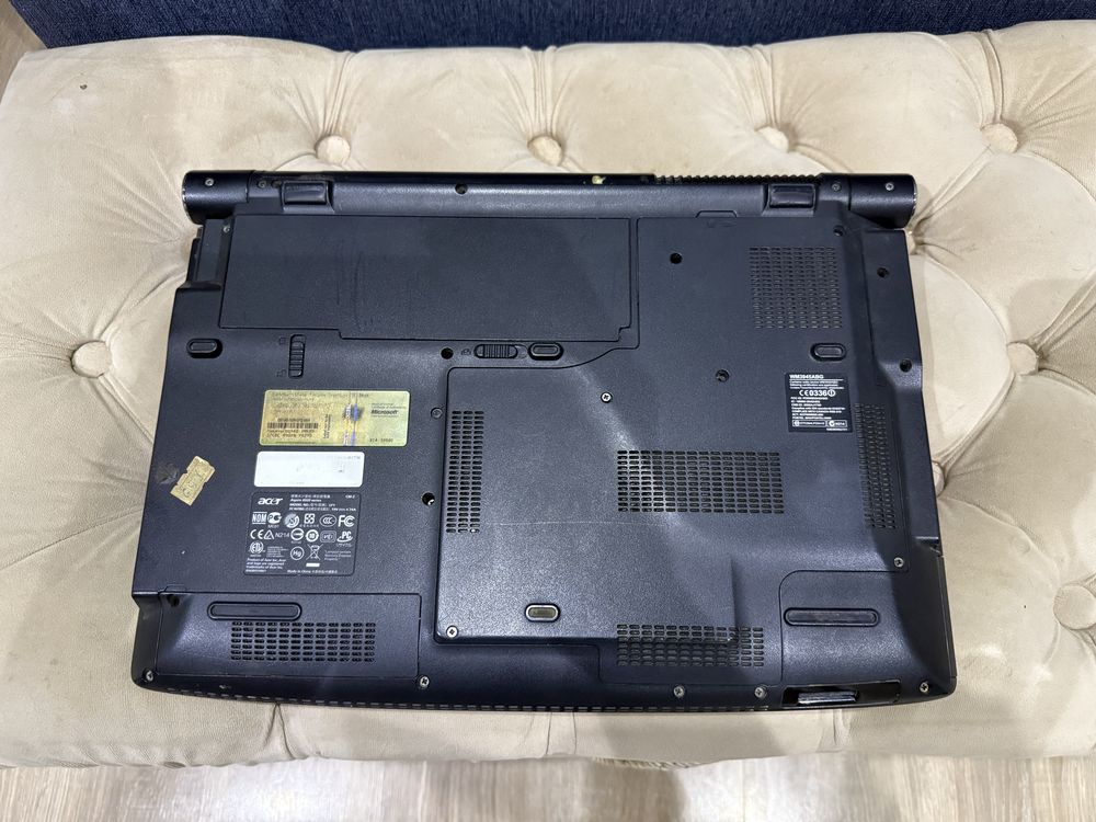 * Acer 6920 на запчасти (не включается)