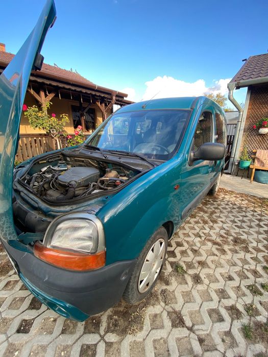 Masina Renault Kangoo