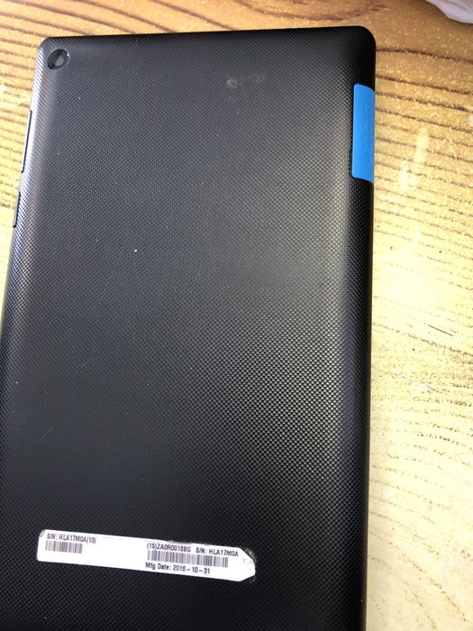 Таблет Lenovo Tb3