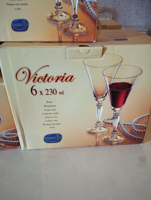 Фужеры Богемия и Турция, термос с 3 кружками ланч бокс