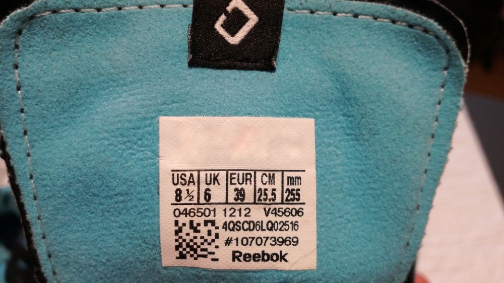 adidasi originali Reebok 39 incaltati o singura data ! uk 6 ; mm 255