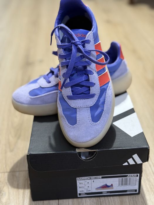 Нови маратонки Adidas Barreda Decode