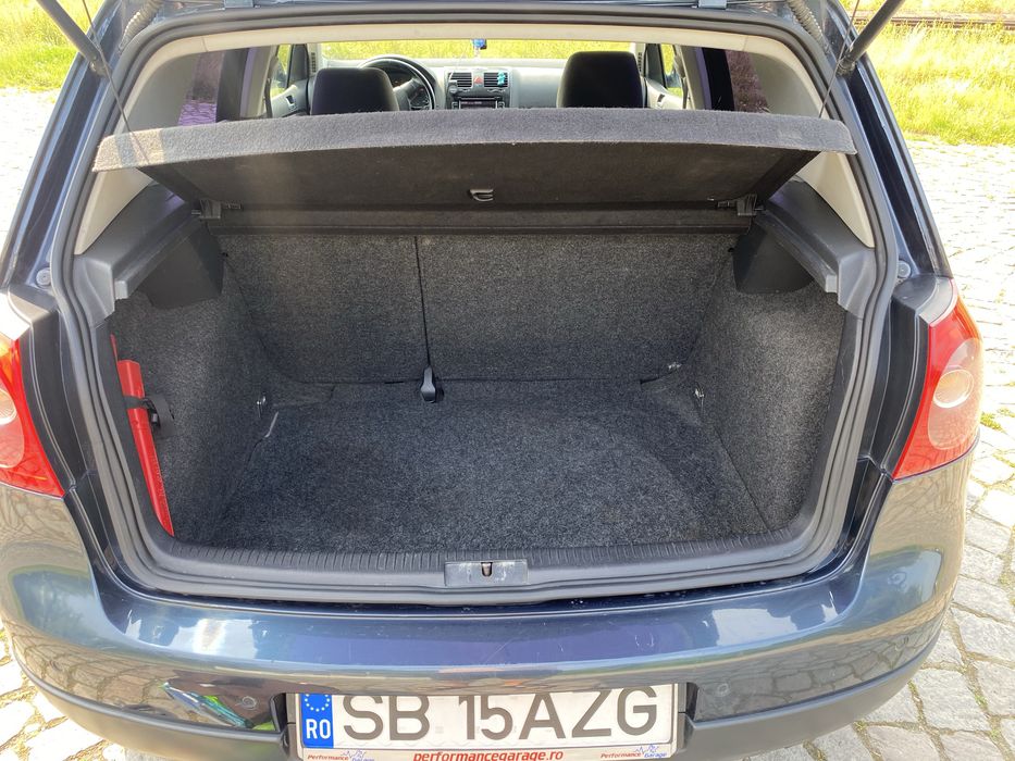 Vand vw  golf 5 inmatriculat in Ro