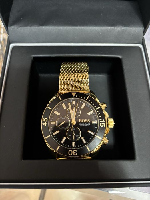 Часовник Hugo Boss Ocean Edition