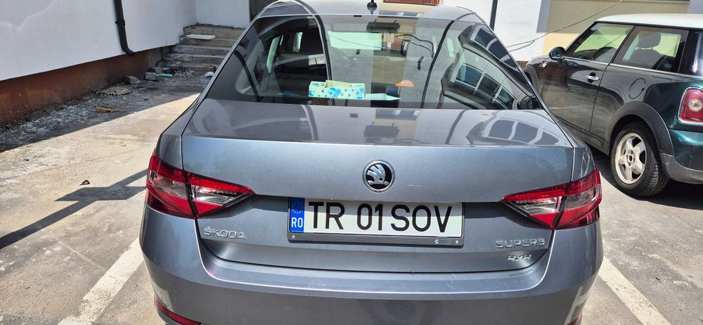 Skoda Superb DSG 4x4