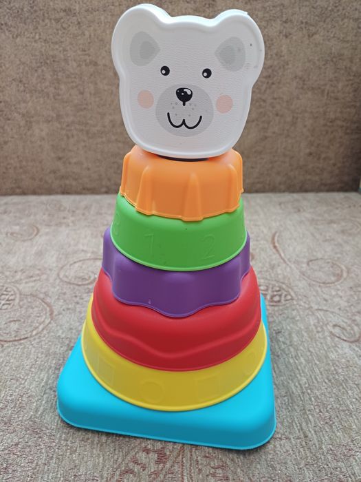 Сетове бебешки играчки.