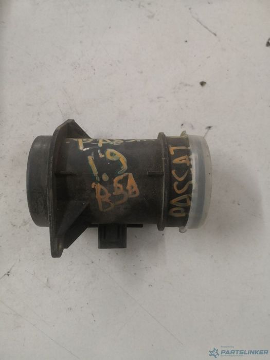 Debitmetru aer VOLKSWAGEN PASSAT Estate (3B5) [ 1997 - 2001 ] TDI (AVB) 74KW|101HP OEM 71822101