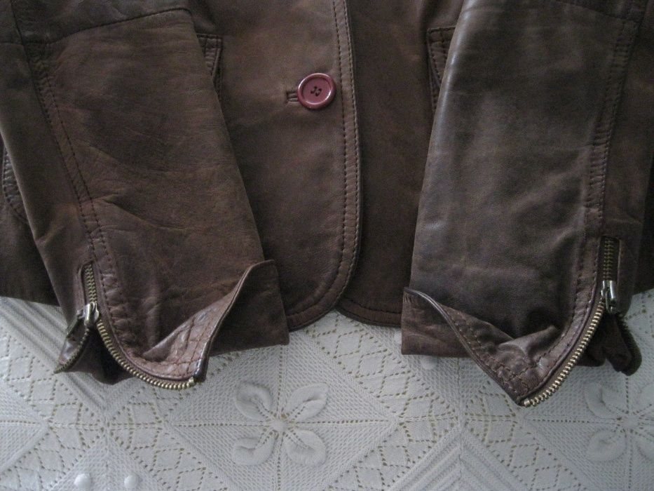 Кожено сако/яке, вталено, мека кожа – размер 42
