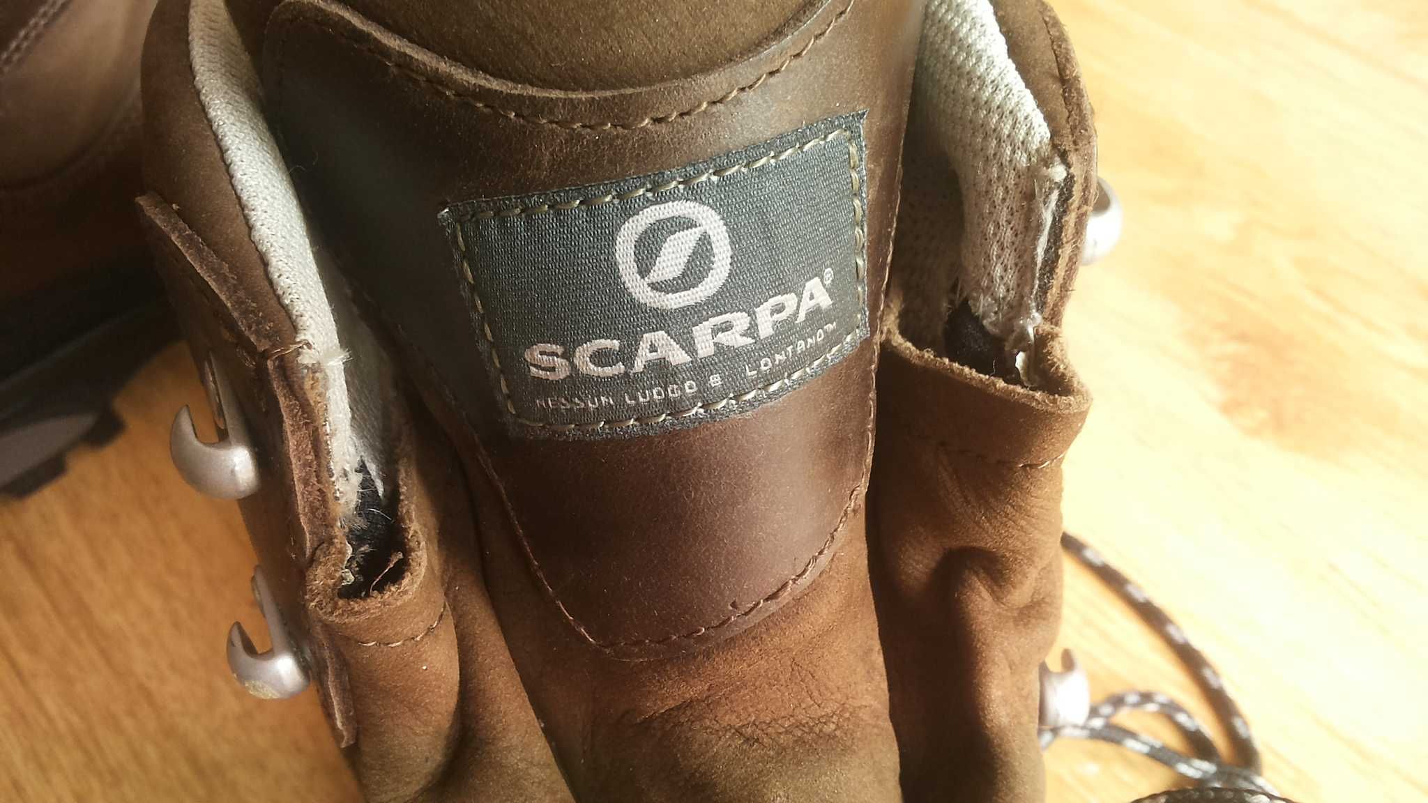 SCARPA MYTHOS PRO GORE-TEX Boots размер EUR 41 / UK 7 водонепромокаеми