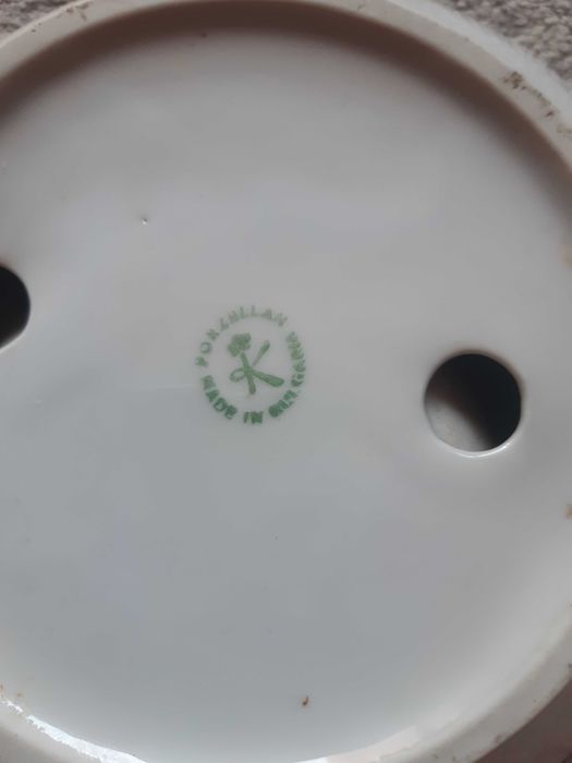 Пепелник на ЦСКА "Септемврийско знаме" порцеланов, Бг производство