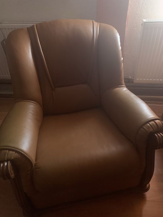 Vanzare set canapea + 2 fotolii