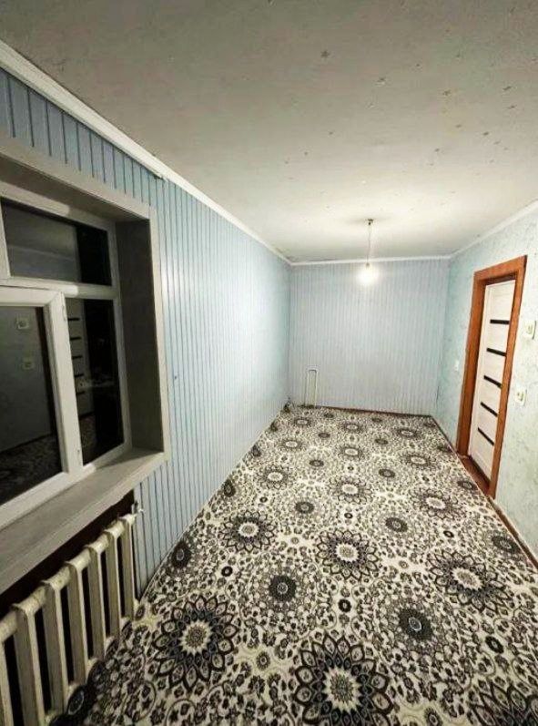 Продам 2ком кв 2мик Гульнора 4этаж