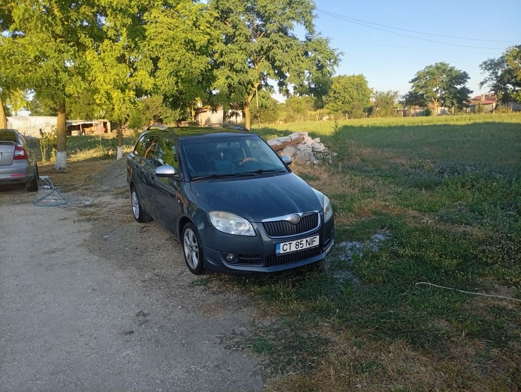 Vând Fabia 1.4 tdi
